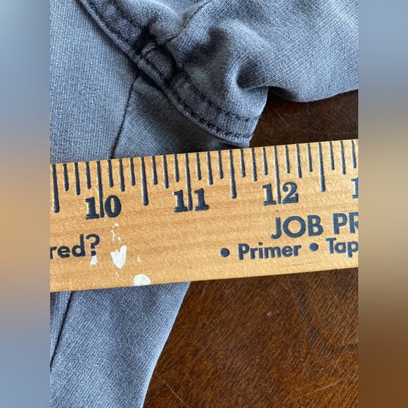 Ladies Size 8 Short Dream Jeanne’s by Quacker Factory Gray Denim W/Rhinestones - Picture 7 of 16